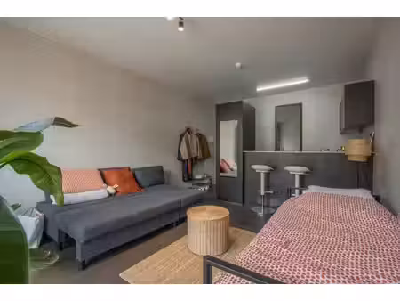 studio meublé