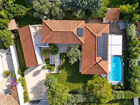 côté balaruc-les-bains – villa contemporaine avec piscine sur 1 063 m
