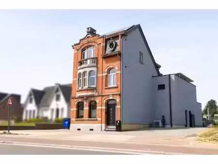 karaktervolle woning met uitzonderlijk wooncomfort  4 rui...