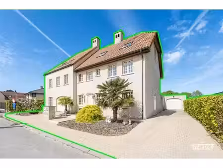 maison pastorale spacieuse avec possibilité kangourou à sin…