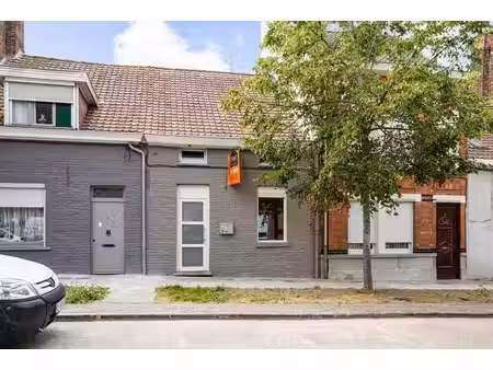 maison mitoyenne de 2 chambres dans un quartier calme!