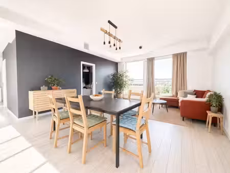 penthouse 2ch - terrasse 100m² - parking - cave - peb : c