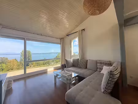 maison 2 chambres avec vue lac  jardin et garage ! publier