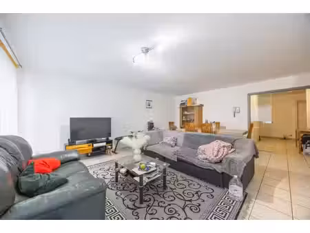 ruim 3-slaapkamer appartement in hartje oostende
