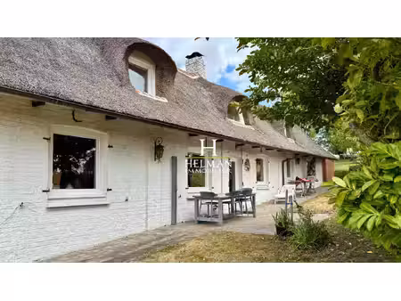 chaumière sur 1.700 m² au coeur de la campagne flamande  près