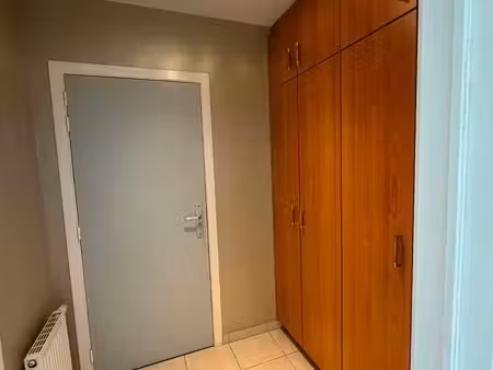 appartement à louer à eernegem € 800 (lrj1o) - chantal verkoop verhuur | zimmo