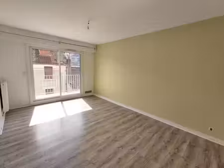 vente appartement 2 pièces 43 m² lourdes (65100)