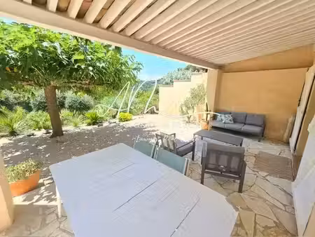 vente villa 4 pièces 90 m² à la croix-valmer (83420)  1 195 000 €