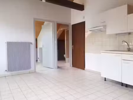 location appartement 2 pièces 25 m² à cluses (74300)