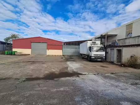 entrepot cambaie 1720 m2
