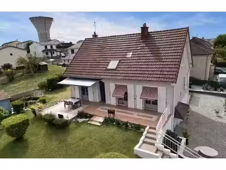 vente maison 6 pièces 130 m² à gueugnon (71130)  198 000 €