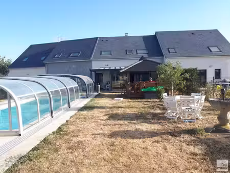 maison avec jardin et picsine