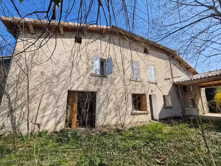 corps de ferme à rénover à bésayes