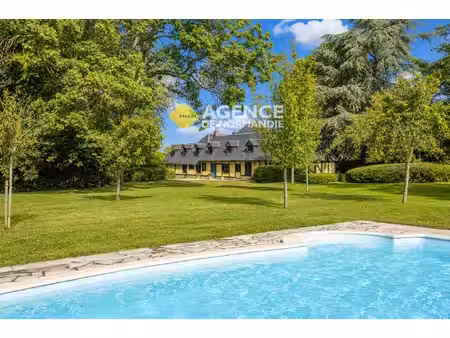 propriété normande avec piscine et parc