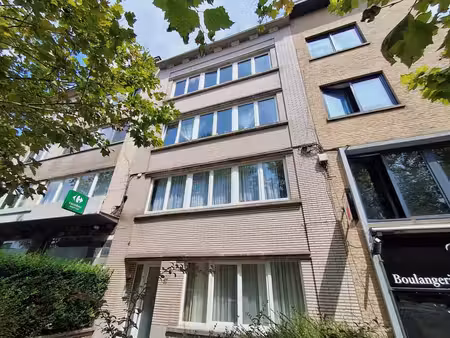 bel appartement 2ch de +/- 92m²