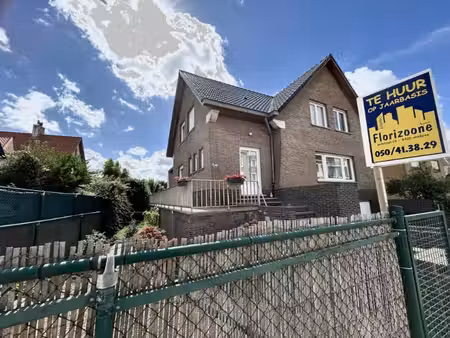 zeer ruim villa-appartement met garage op wandelafstand v...