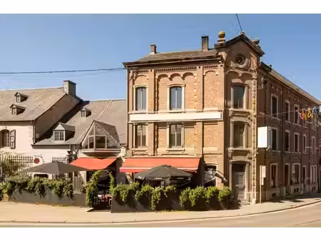 immeuble de commerce avec logement au cœur de rochefort