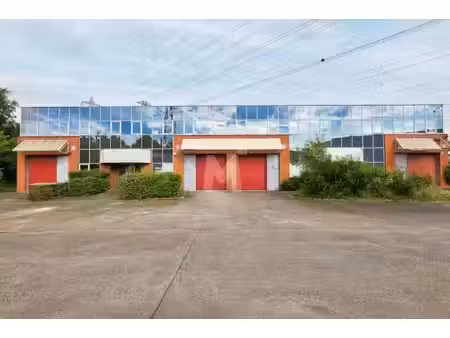 location local d’activités 410m² à 820m²
