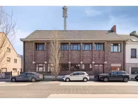 bâtiment multifonctionnel à vendre à sint-katelijne-waver