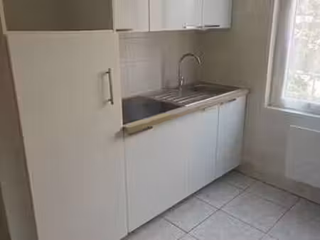 location appartement t1 meublé à villeurbanne (69100) : à louer t1 meublé / 35m² villeurba