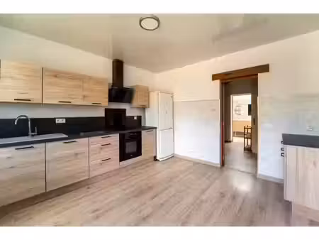 maison de 5 pièces de 118 m² à petit-couronne