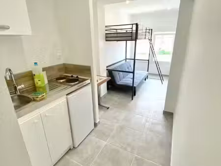 studio meublé 19 m2 (rue saint elivet)