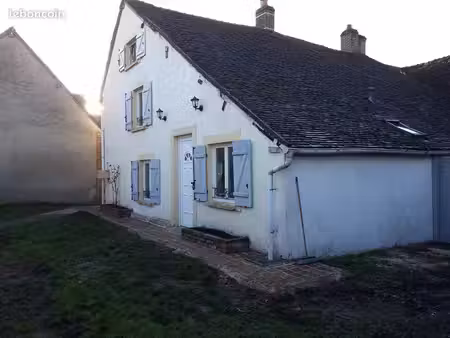 maison à louer sur varennes changy