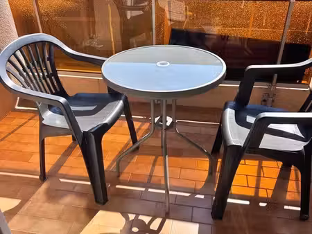 loue joli petit f2 à sainte maxime