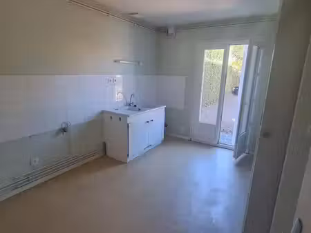 vente maison 2 pièces 47 m² chef-boutonne (79110)