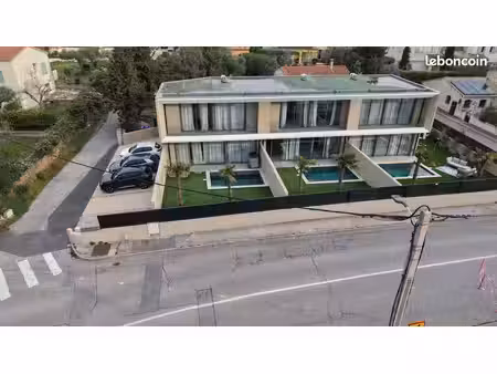 maison t5 avec piscine et jardin – 105 m² – bandol