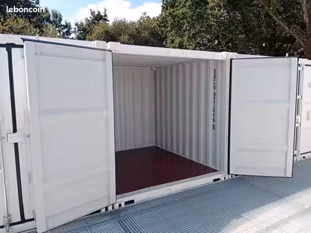 box de stockage 16m3 en location - assurance incluse - accès libre 24h/24 sans rdv - tarif