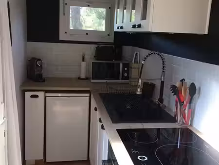 ?maison coup de cœur rénovée  au calme dans résidence sécurisée avec piscine