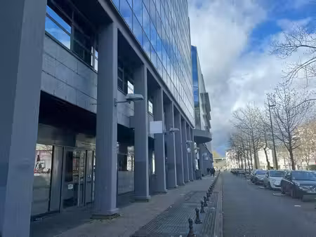 local commercial à louer