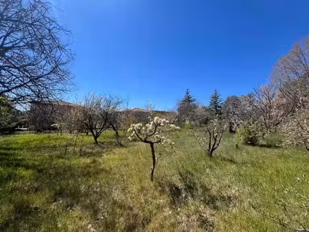 terrain constructible viabilisé à vendre