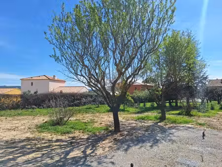 terrain constructible viabilisé à vendre