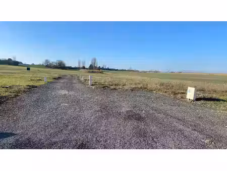 terrain constructible viabilisé à vendre