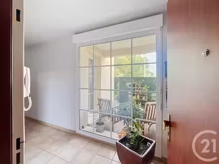 century 21 infinity lacroix saint ouen