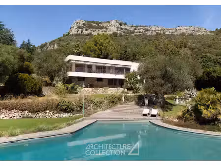 villa de luxe à vendre dans le quartier plan de noves