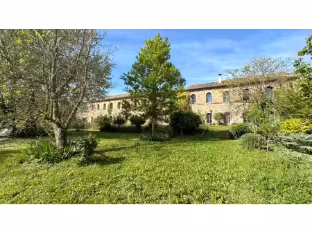 maison de luxe à vendre dans le quartier est