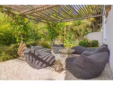 maison de luxe à vendre dans le quartier la berthelotière