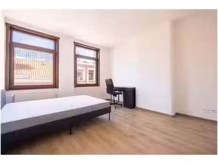 kot à louer à rue traversiere 23 bruxelles (vbe50577)