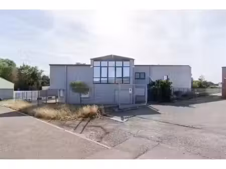 bien divers à vendre à rue du commerce 1 athus (vbe57475)