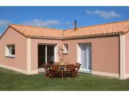 location maison 4 pièces 82 m² à sadirac (33670)