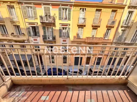 le port ? 3 pièces 65 m² traversant à rénover ? balcon