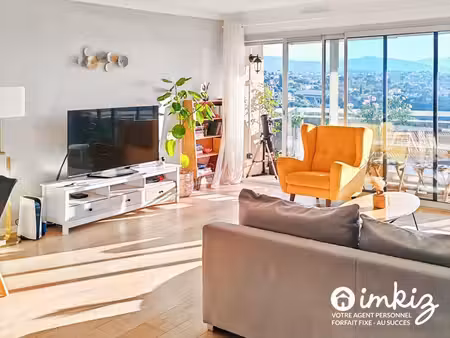 appart 3 pièces avec piscine et vue panoramique