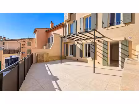 pourrieres appartement t3