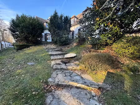 maison familiale 235m2 -5 chambres