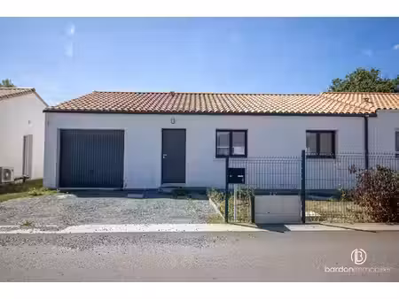 maison 5 pièces - 84 m² - belle maison récente la garnache