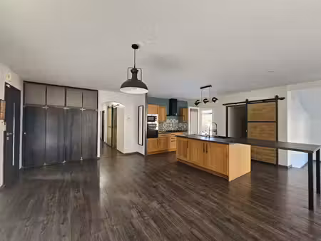 maison de plain pied piscine  garage 80 m2  appartement indé