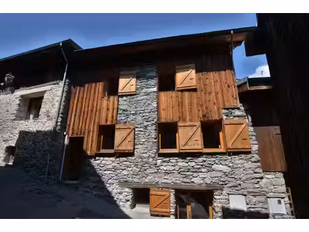 a vendre - maison de village authentique - secteur courcheve